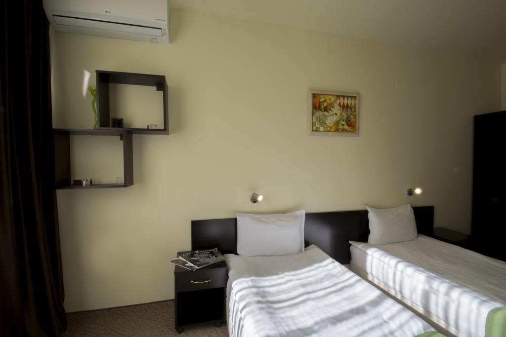 Hotel City Inn Sofia Esterno foto
