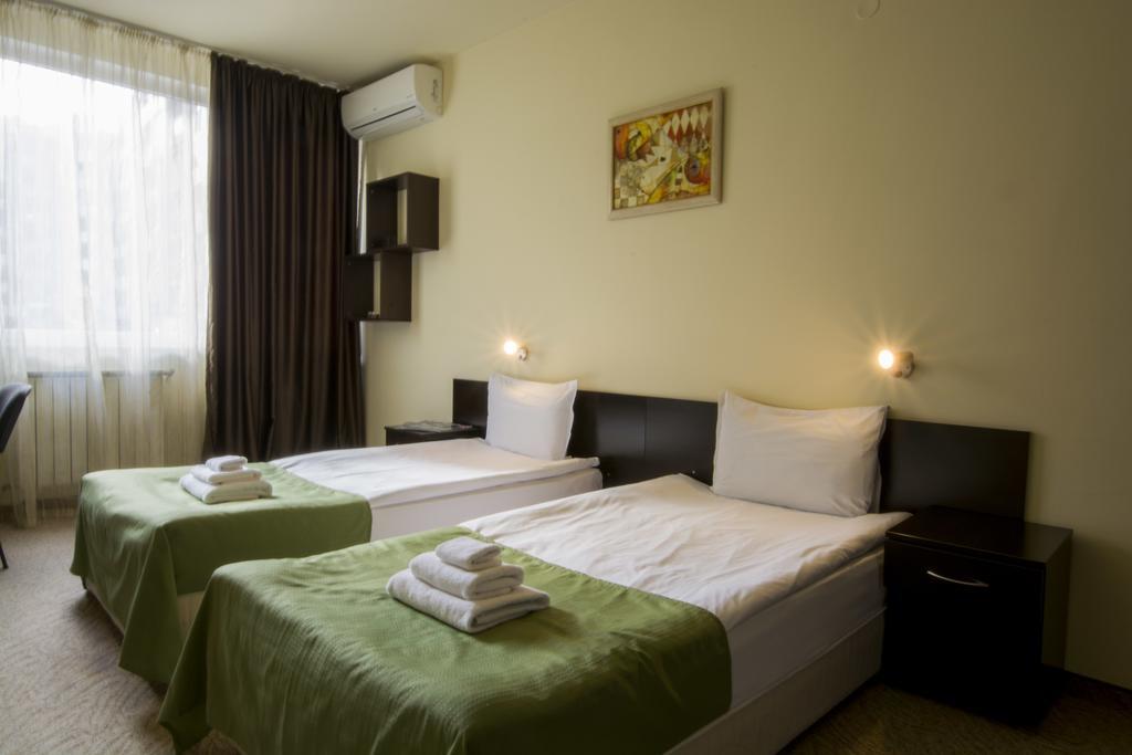 Hotel City Inn Sofia Esterno foto