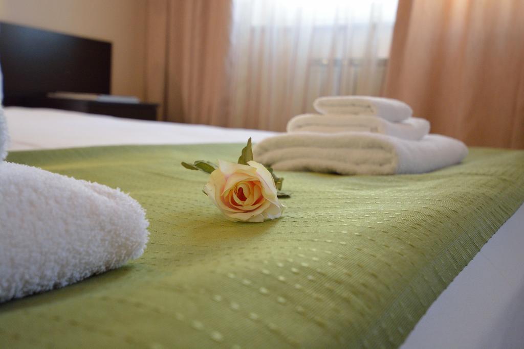 Hotel City Inn Sofia Esterno foto